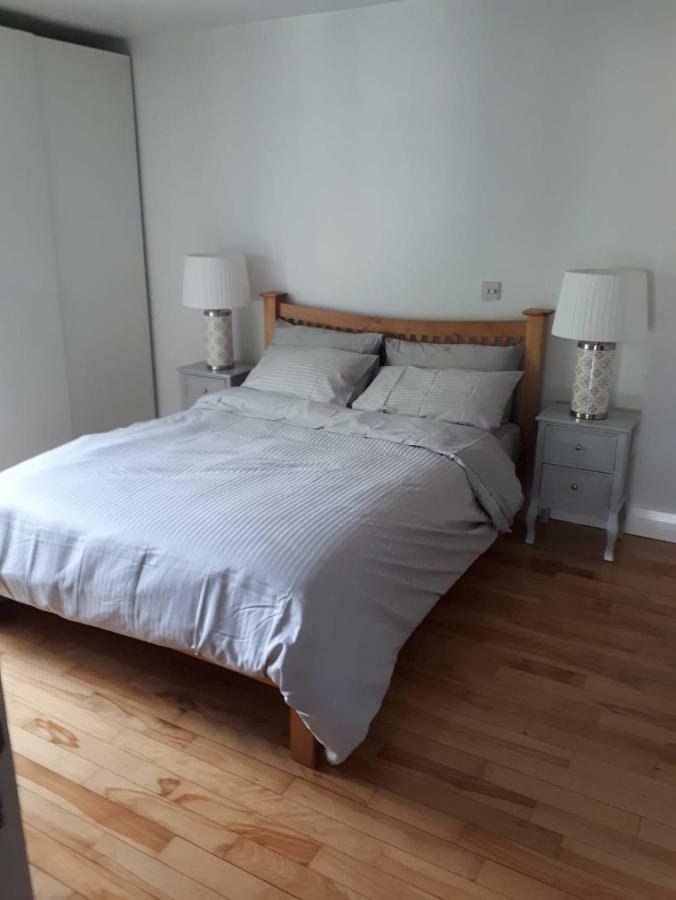 Luxurious Penthouse Apartment 1 , City Centre 킬케니 외부 사진